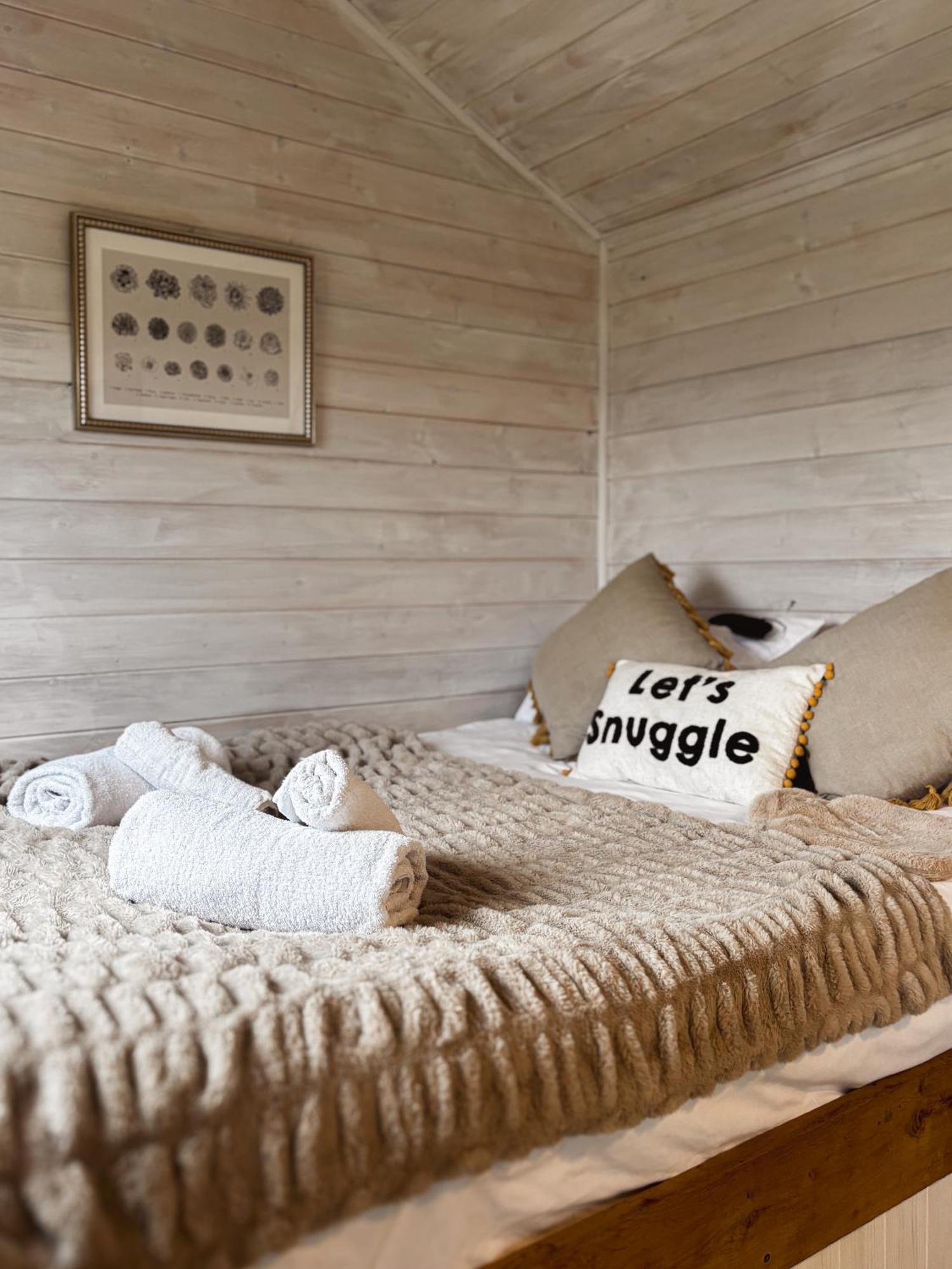 'Swan' Lakeview Lodge Bishampton Buitenkant foto
